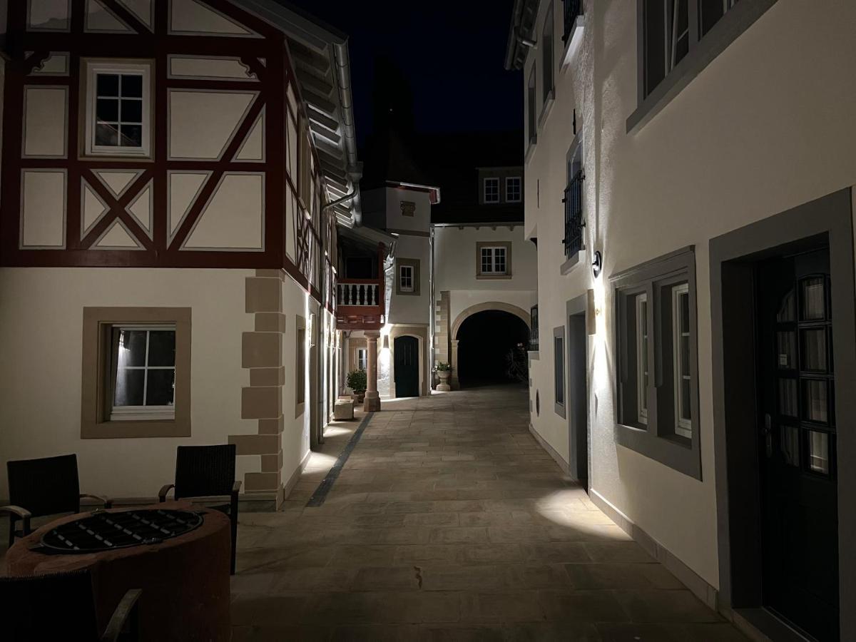 Karlbacher Domizil Ferienwohnungen Grosskarlbach Dış mekan fotoğraf