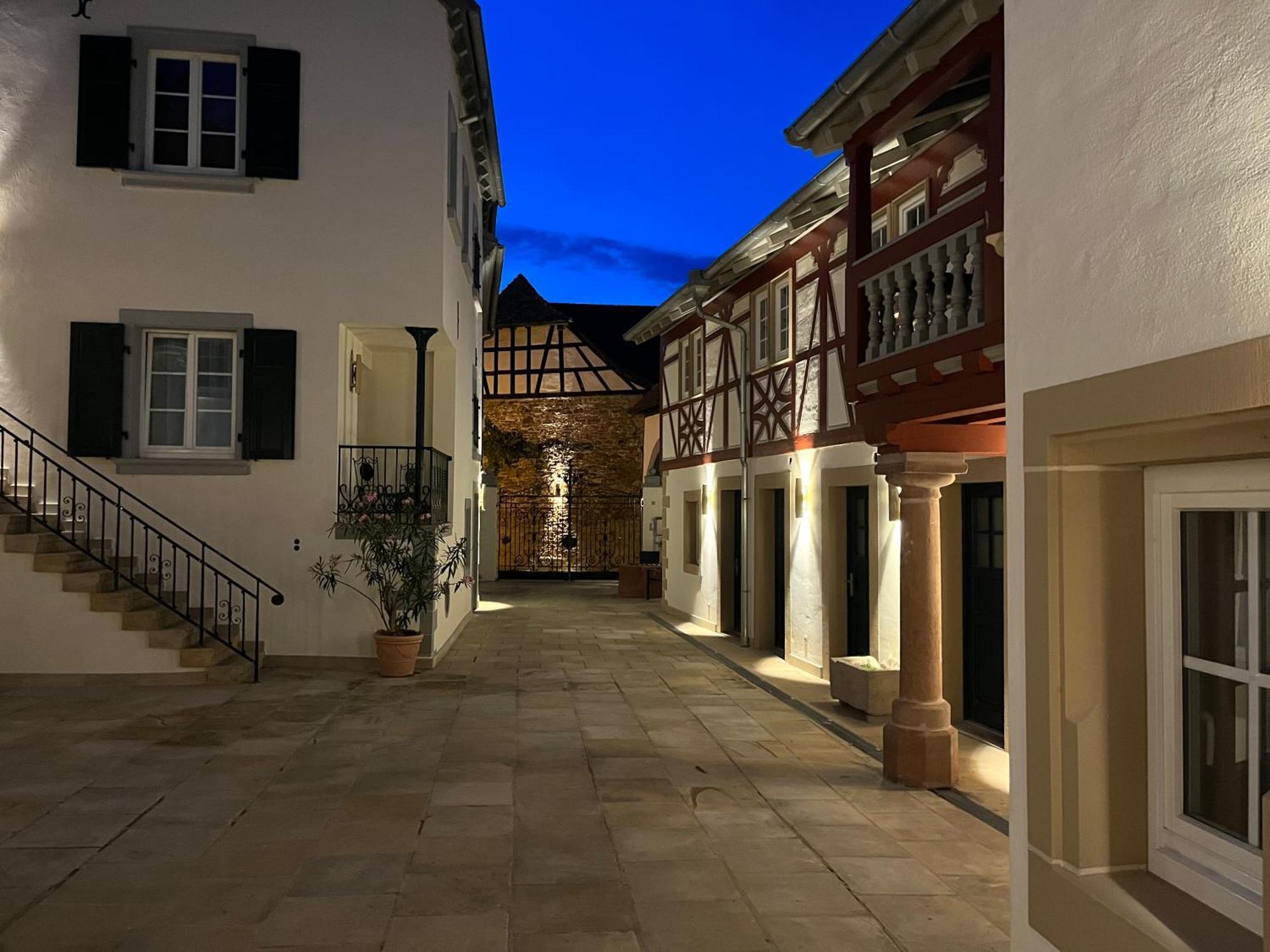 Karlbacher Domizil Ferienwohnungen Grosskarlbach Dış mekan fotoğraf
